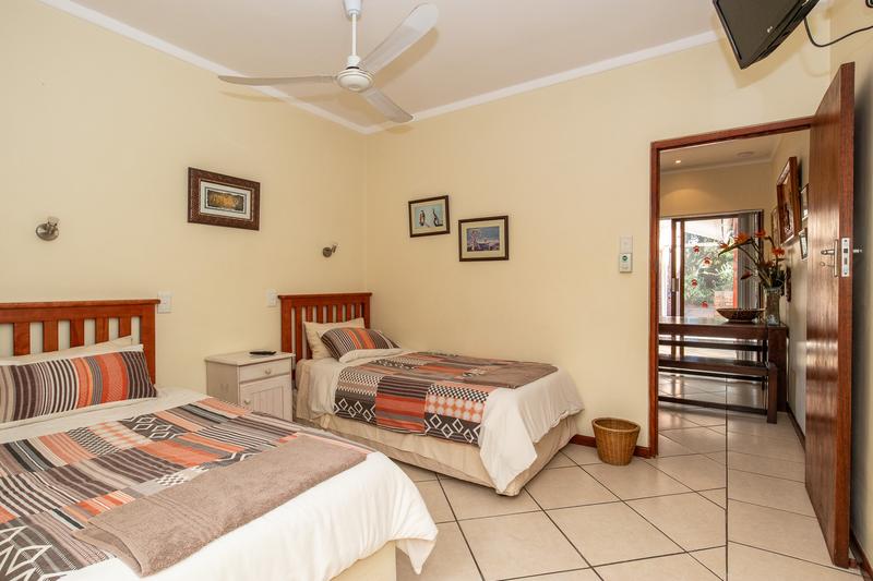 4 Bedroom Property for Sale in Bergvliet Western Cape